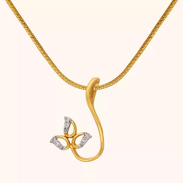 18 KT Diamond Pendant